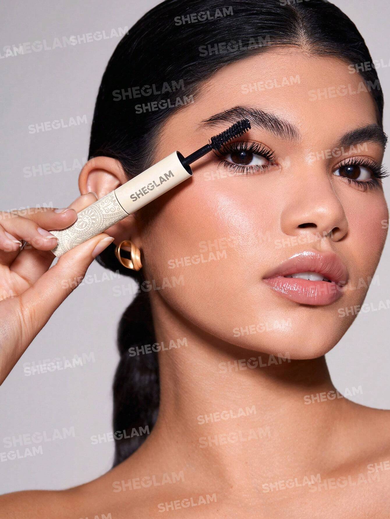 SHEGLAM All-In-One Volume & Length Mascara-Washable Black