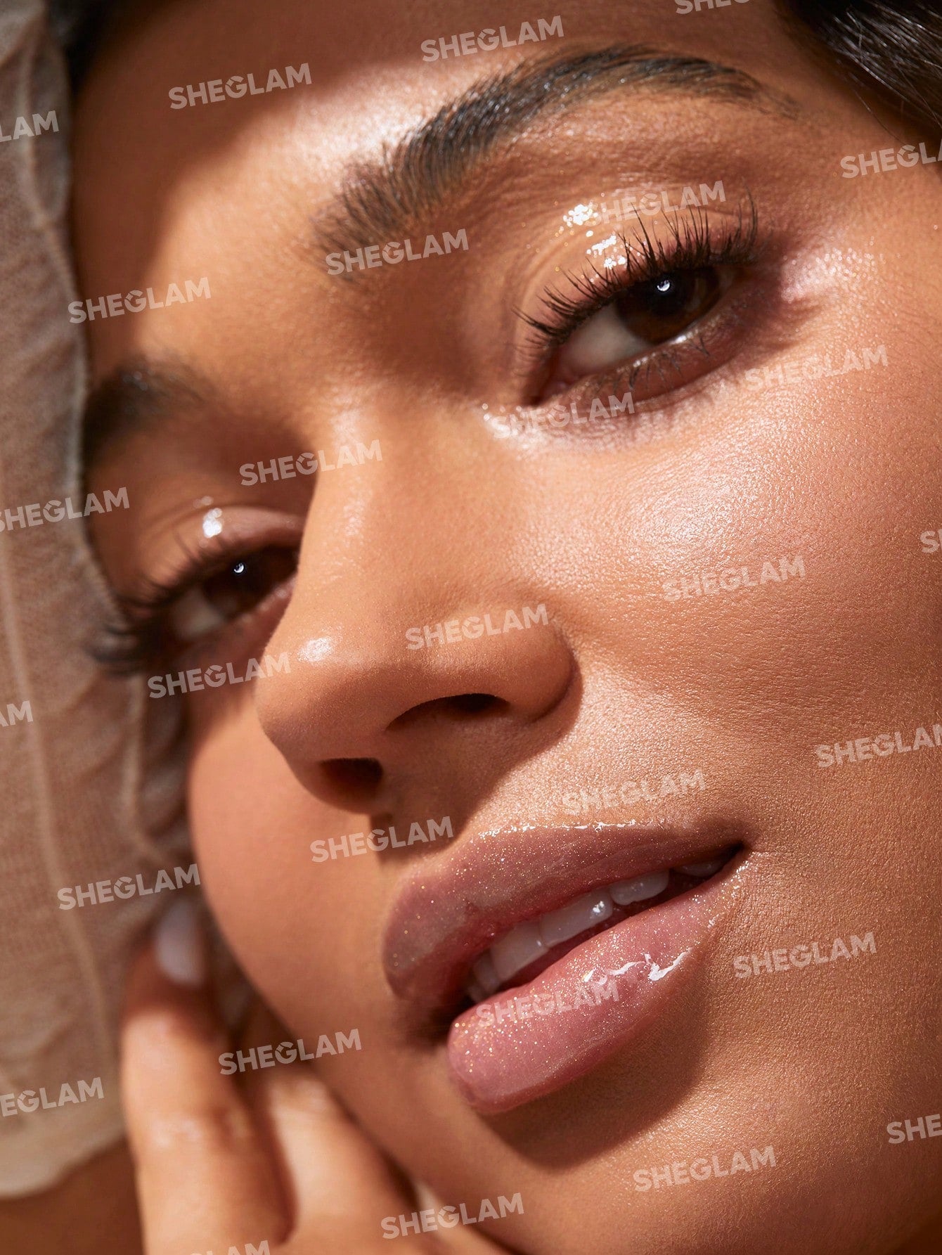 SHEGLAM Spring It On Glow Gloss-See It Through
