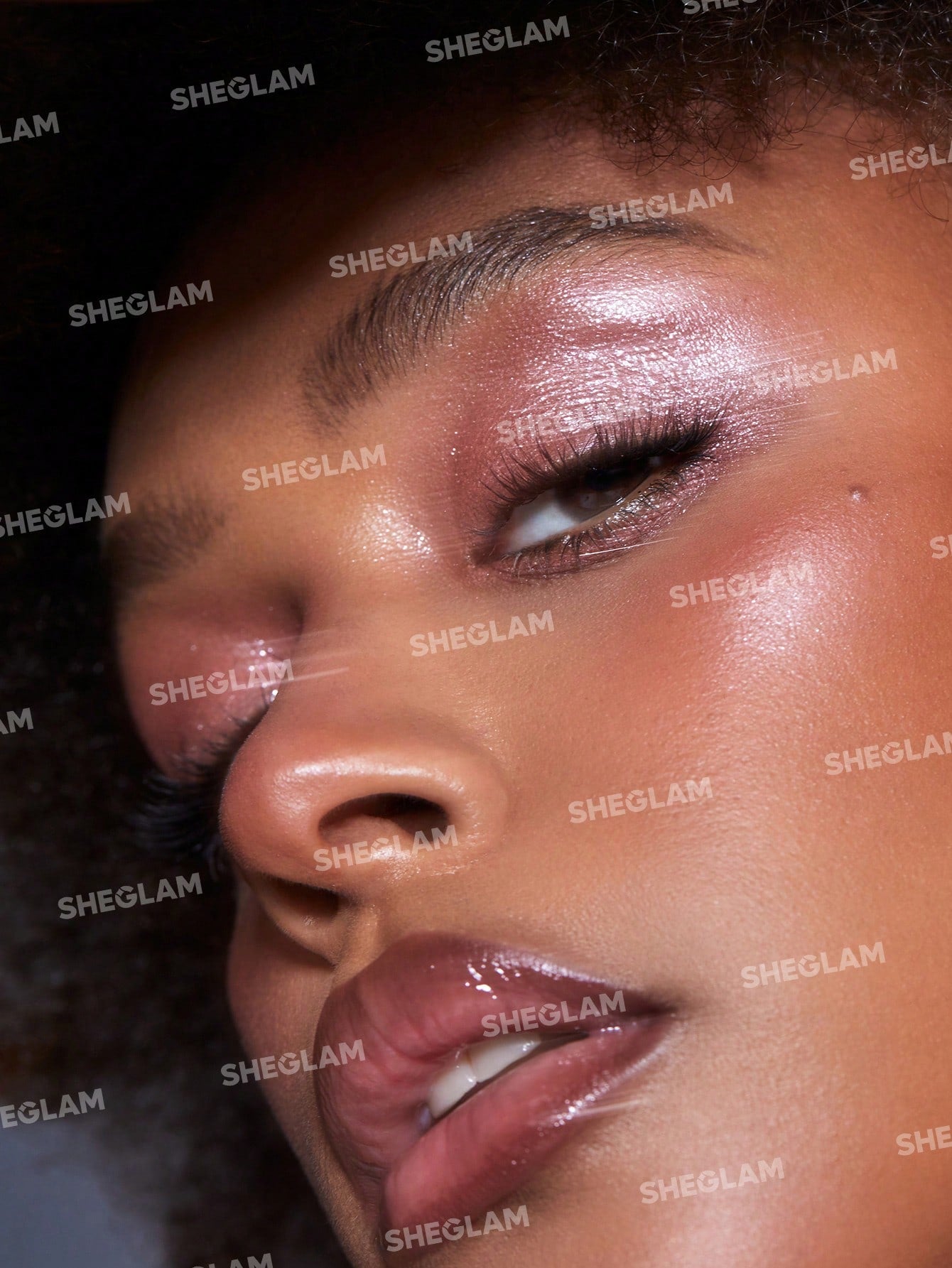 SHEGLAM Enigma Sparkly Eyeshadow-Wonderous